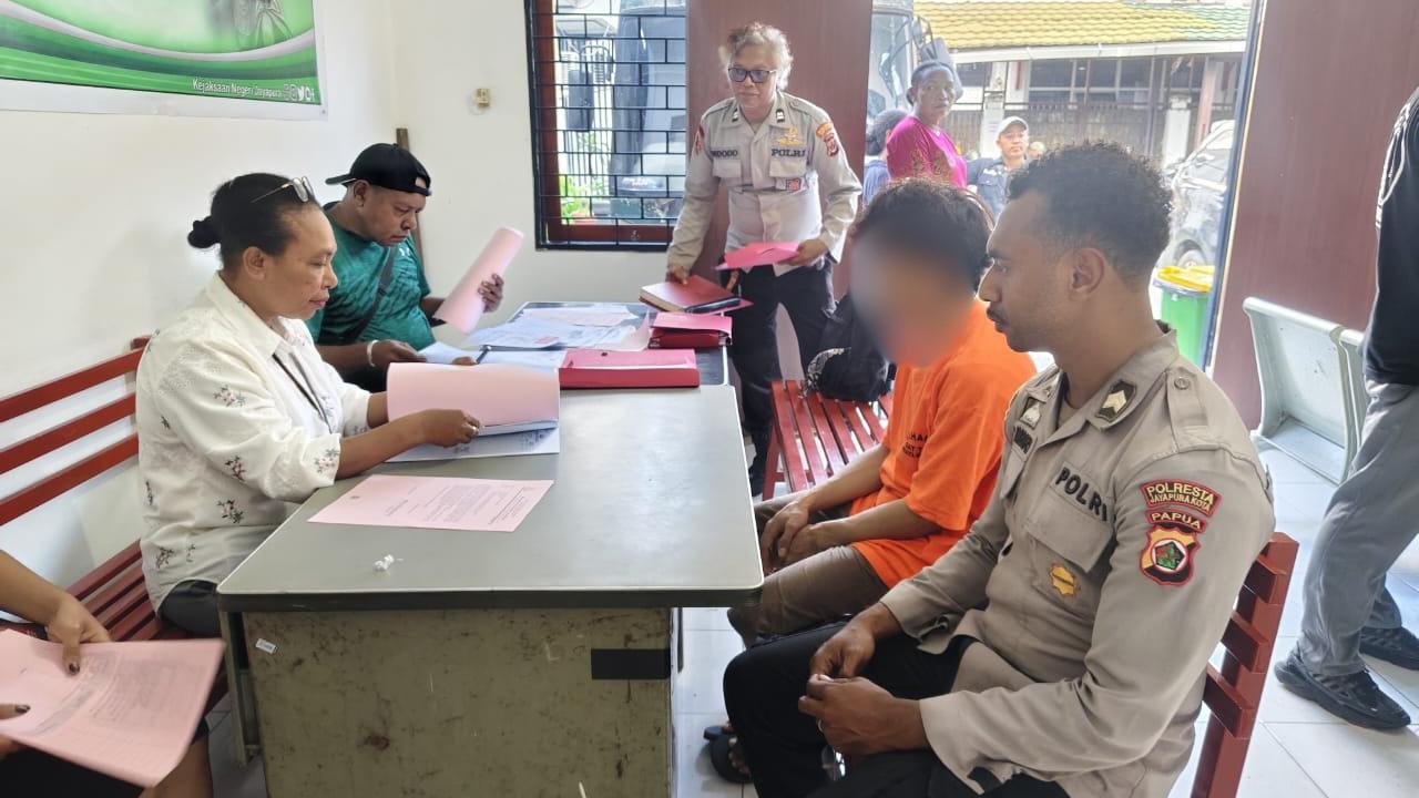 Foto Berita